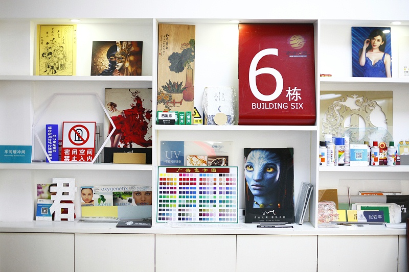 汽車(chē)車(chē)貼